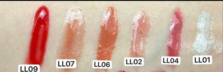 رژ لب مایع براق سبک و بدون چسبندگی و رنگ یکنواخت با ماندگاری بالا فاقد پارابن